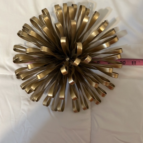 Gold Wall Decor - Picture 4 of 5